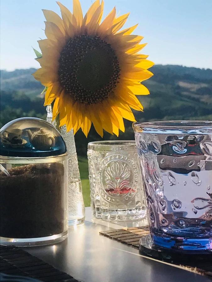 Casale Delle Rondini Acomodação com café da manhã Tolentino Exterior foto